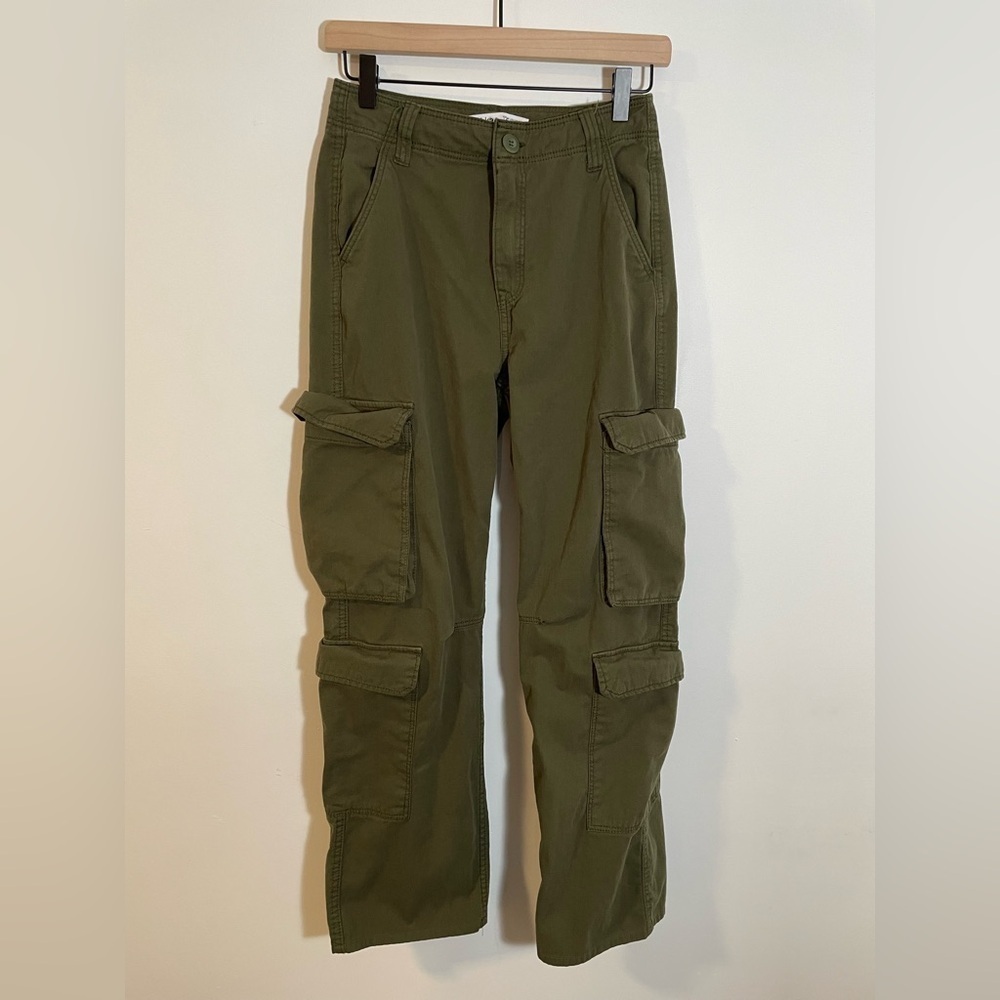 Bershka Cargo Pants Wide Leg Drawstring Olive Green Size 4 Utility Y2K